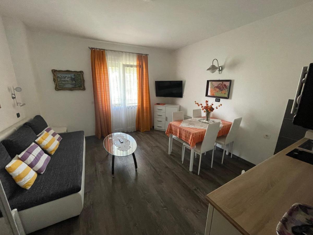 App. Marjeta Umag Exterior foto